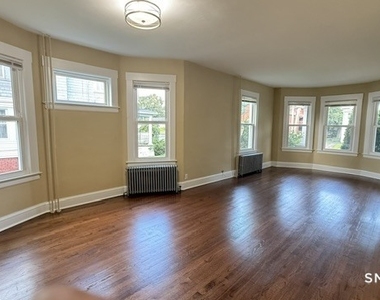 264 Broad Street - Photo Thumbnail 3