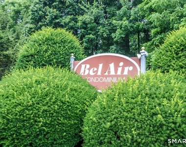 96 Belair Drive - Photo Thumbnail 20