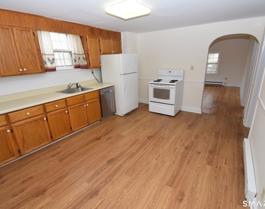 159 Main Street - Photo Thumbnail 2
