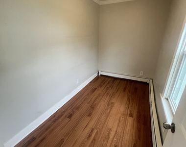 1389 Pembroke Street - Photo Thumbnail 6