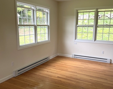 211 Kent Hollow Road - Photo Thumbnail 16