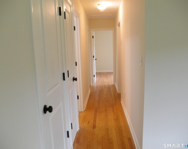 211 Kent Hollow Road - Photo Thumbnail 8