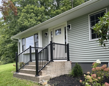211 Kent Hollow Road - Photo Thumbnail 13