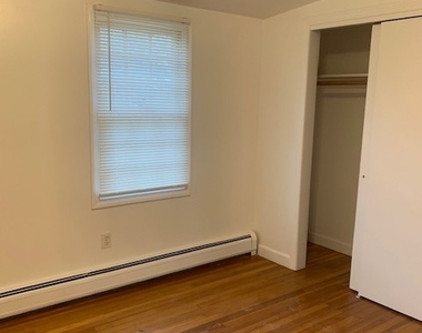 63 Winfield Street - Photo Thumbnail 5