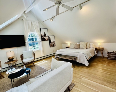 53 Liberty Street - Photo Thumbnail 16
