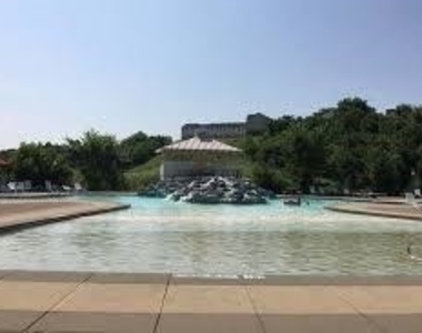 2302 Pointe View - Photo Thumbnail 20