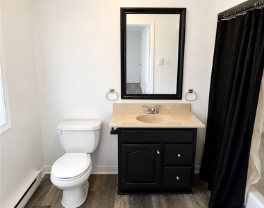 159 Kendal Ave - Photo Thumbnail 3