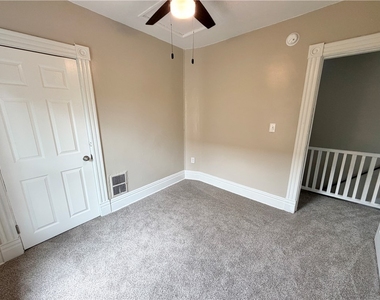 1918 7th Ave - Photo Thumbnail 20