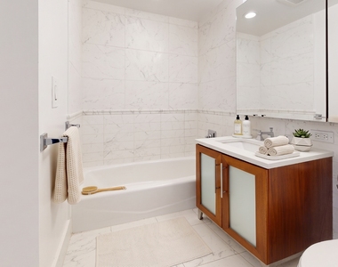 795 Columbus Avenue - Photo Thumbnail 3