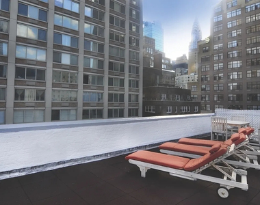 East 46th Street - Photo Thumbnail 5