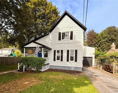 35 Elm Street - Photo Thumbnail 1