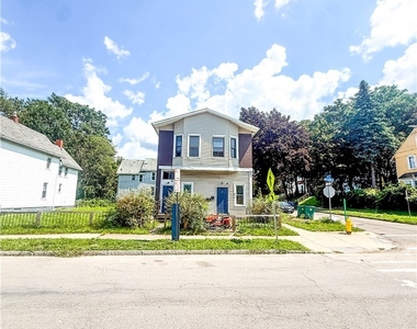308 Reynolds Street - Photo Thumbnail 2