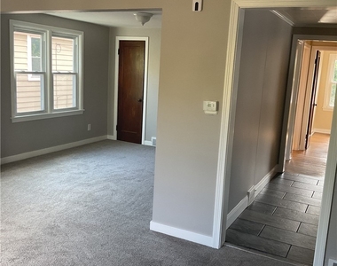 183 Hamilton Drive - Photo Thumbnail 2