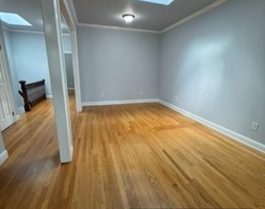87-16 91st Avenue - Photo Thumbnail 14