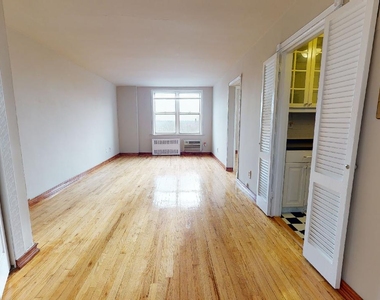 66-15 Thornton Place - Photo Thumbnail 3