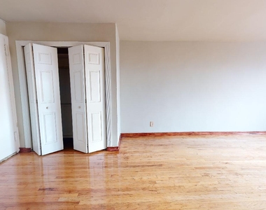 66-15 Thornton Place - Photo Thumbnail 4