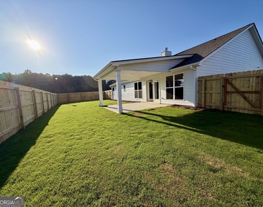 232 Lake Meadows Drive - Photo Thumbnail 15