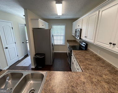 150 Buckhaven Way - Photo Thumbnail 1