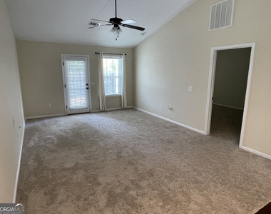 150 Buckhaven Way - Photo Thumbnail 3