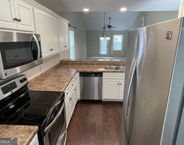 150 Buckhaven Way - Photo Thumbnail 7