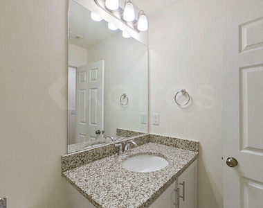 223 Long Island Drive Sw - Photo Thumbnail 6