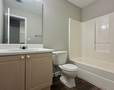 30 Highgate Trail - Photo Thumbnail 13