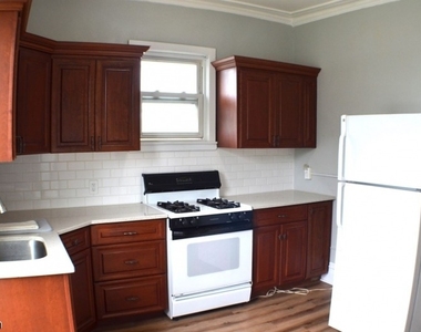 1800 Front St - Photo Thumbnail 2