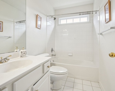 15 Shadow Hill Way - Photo Thumbnail 16