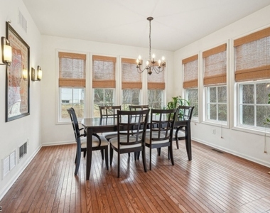 15 Shadow Hill Way - Photo Thumbnail 13