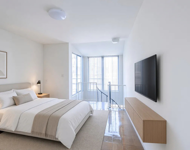 220 East 24th Street #8D - Photo Thumbnail 4
