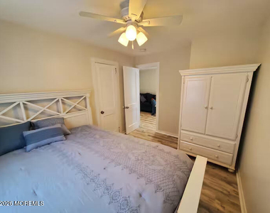 115 Dupont Avenue - Photo Thumbnail 11