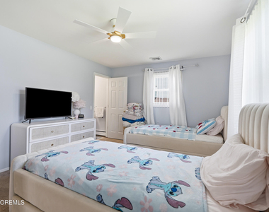704 Dow Avenue - Photo Thumbnail 16
