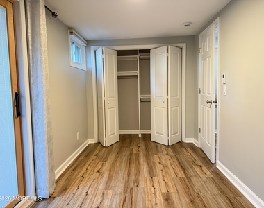 77 Union Avenue - Photo Thumbnail 11