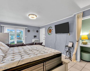 1501 Ocean Avenue N - Photo Thumbnail 8