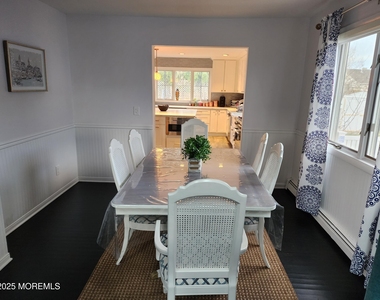 416 Blodgett Avenue - Photo Thumbnail 5