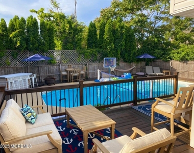 416 Blodgett Avenue - Photo Thumbnail 25