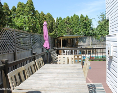 416 Blodgett Avenue - Photo Thumbnail 30