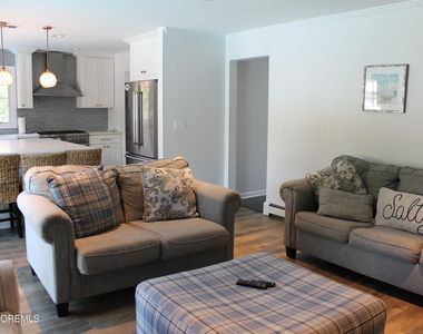 416 Blodgett Avenue - Photo Thumbnail 11