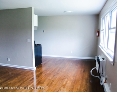 65 Steiner Avenue - Photo Thumbnail 1