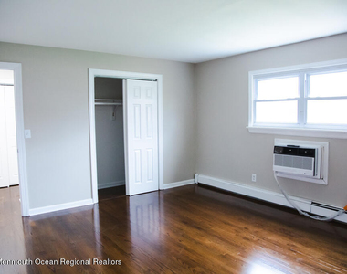 65 Steiner Avenue - Photo Thumbnail 6