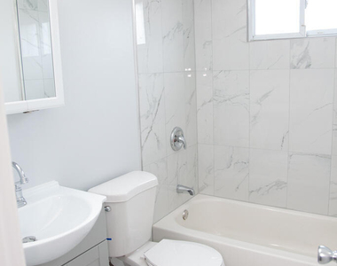 65 Steiner Avenue - Photo Thumbnail 7