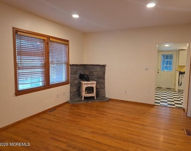 35 Academy Street - Photo Thumbnail 6