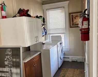 90 Mount Hermon Way - Photo Thumbnail 3