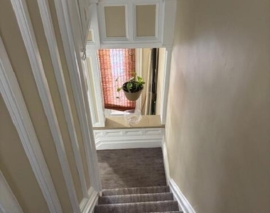 90 Mount Hermon Way - Photo Thumbnail 2