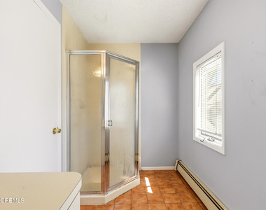 28 Waterview Way - Photo Thumbnail 12