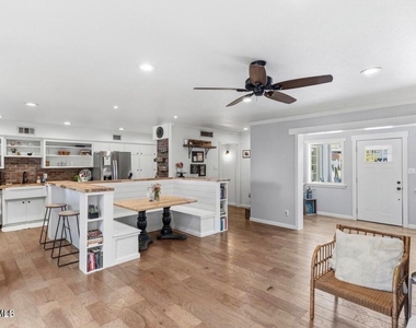 5228 N 15th Street - Photo Thumbnail 10