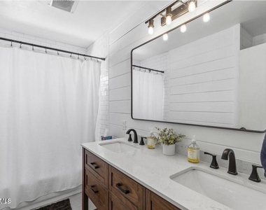 5228 N 15th Street - Photo Thumbnail 19