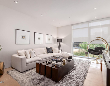 4737 N Scottsdale Road - Photo Thumbnail 6