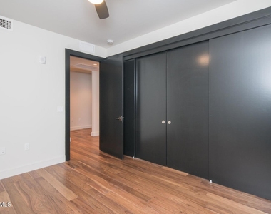4422 N 75th Street - Photo Thumbnail 7
