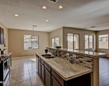 3860 S Ashley Drive - Photo Thumbnail 14